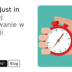 Metoda Just in Time w produkcji. Dłoń trzymająca stoper, symbolizująca precyzję i efektywność.